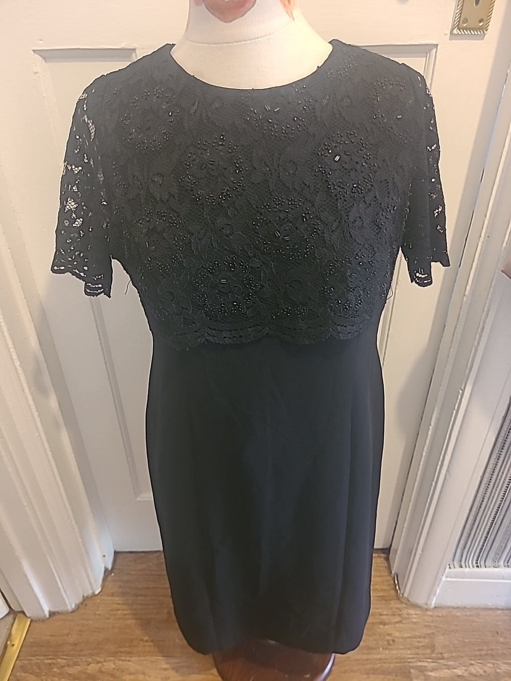 Ladies Eastex Size 10 Black Short Sleeved Dress