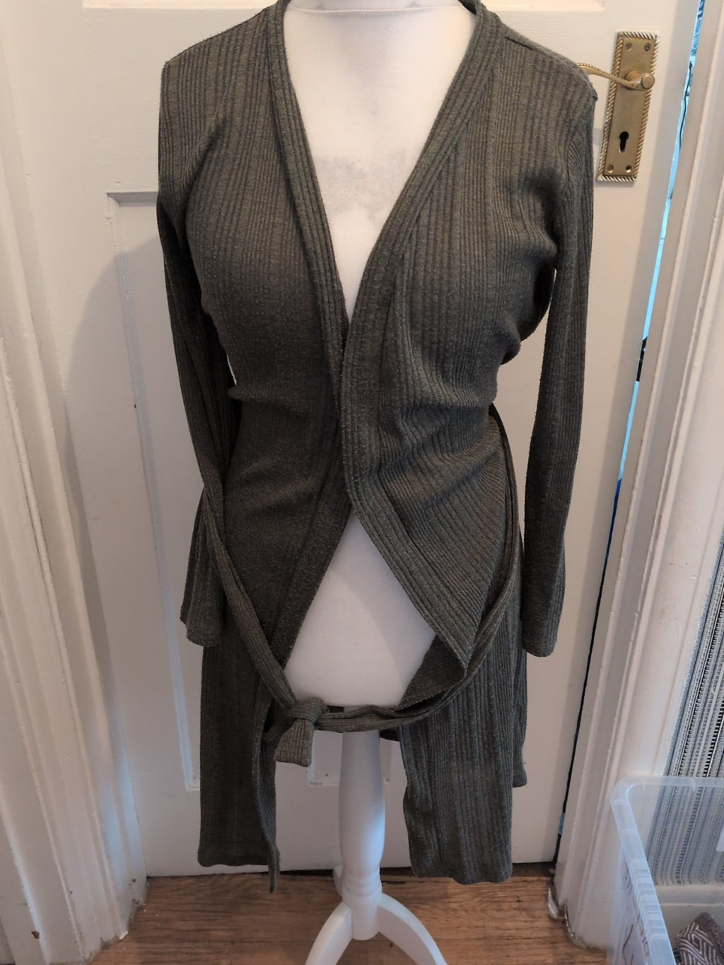 Primark 6/8 Khaki Green Long Sleeved Lightweight Cardigan