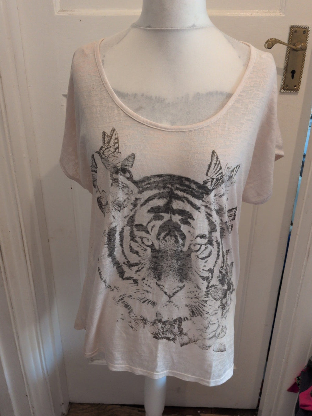 Ladies Next Size 16 Pale Pink Tiger Image Short Sleeve T-shirt