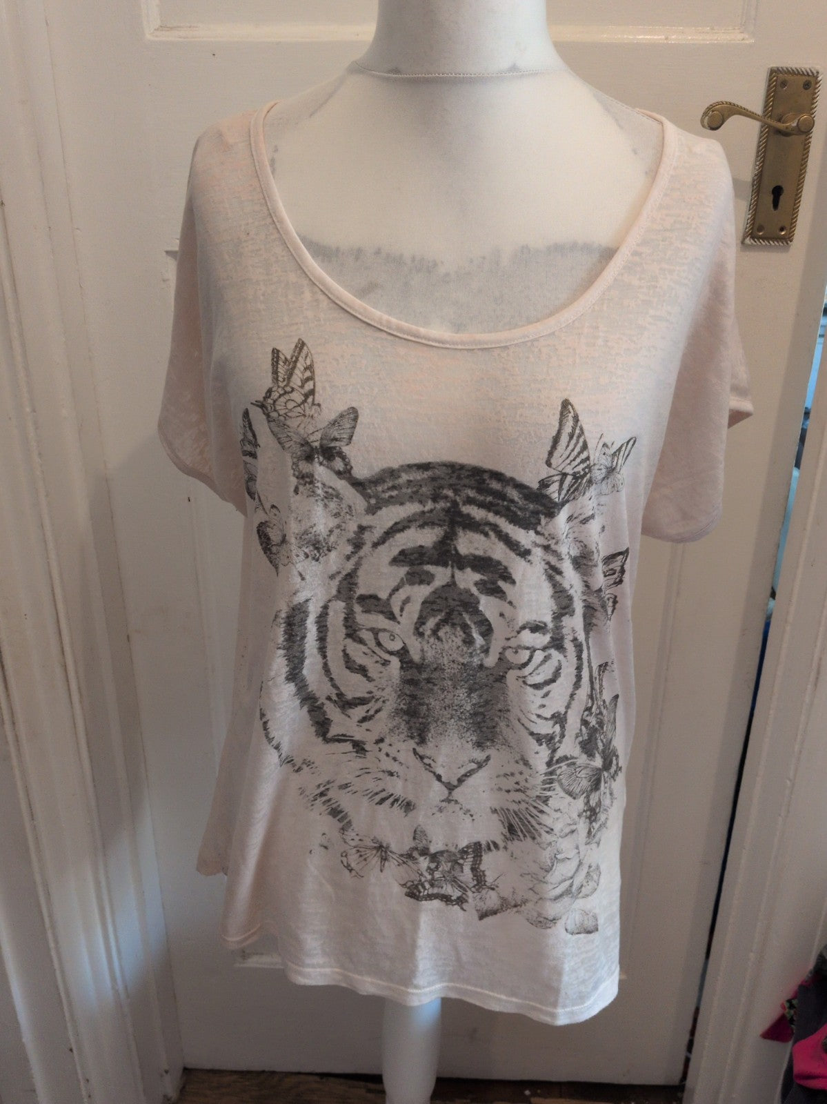 Ladies Next Size 16 Pale Pink Tiger Image Short Sleeve T-shirt