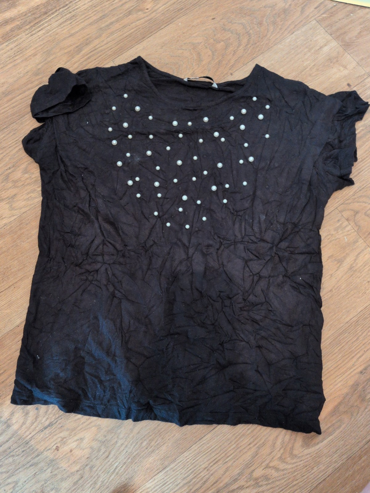 Tu 10 Black With "Pearl" Detail Short Sleeve Blouse