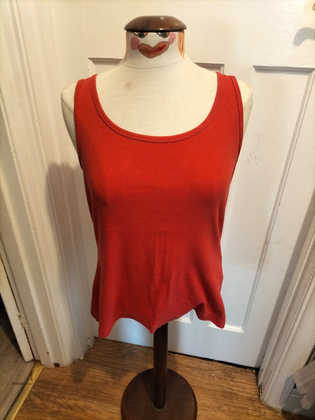 Ladies Eddie Size Large Red Sleeveless Tank Top