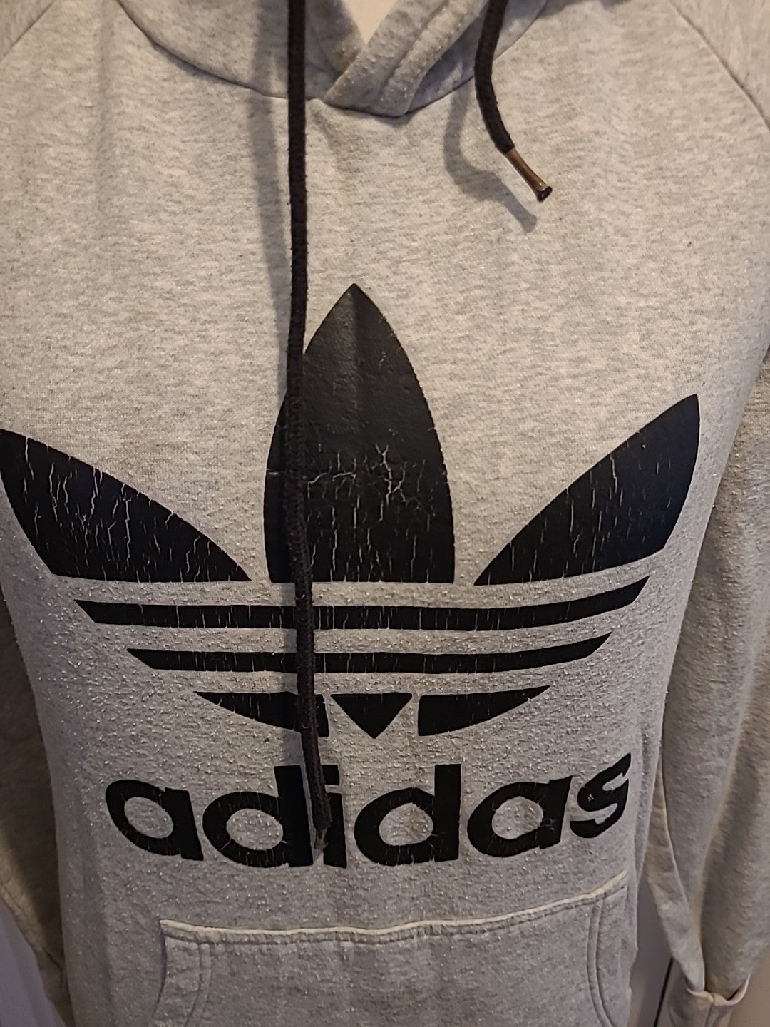 Mens Adidas Size Medium Grey Print Hoodie(Cracking)