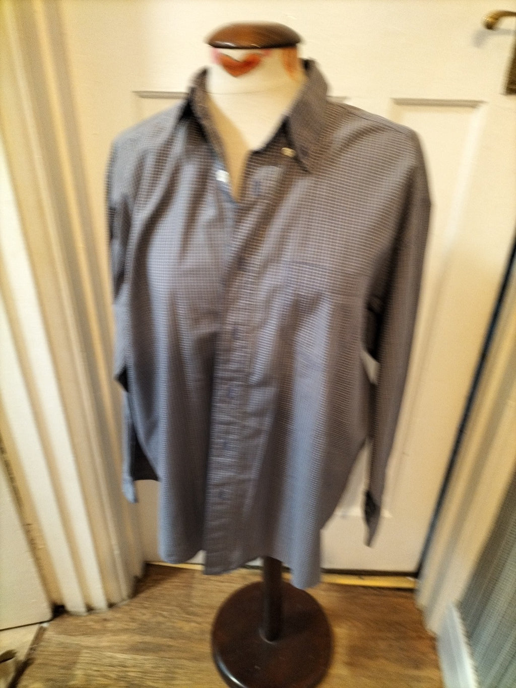 Mens Burton Size L Purple Check Long Sleeved Shirt