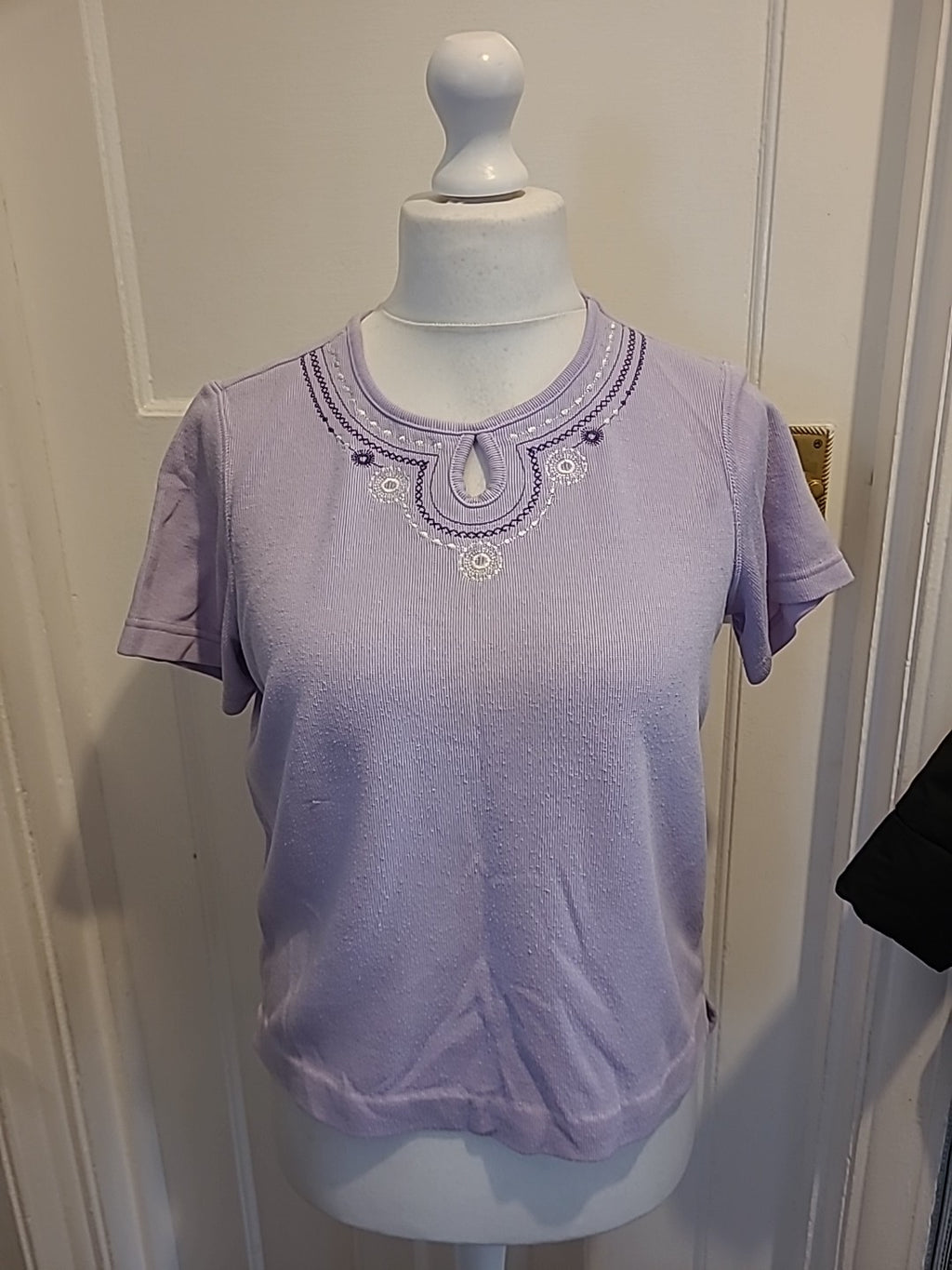 Ladies BM Size Small Lilac Short Sleeved Blouse