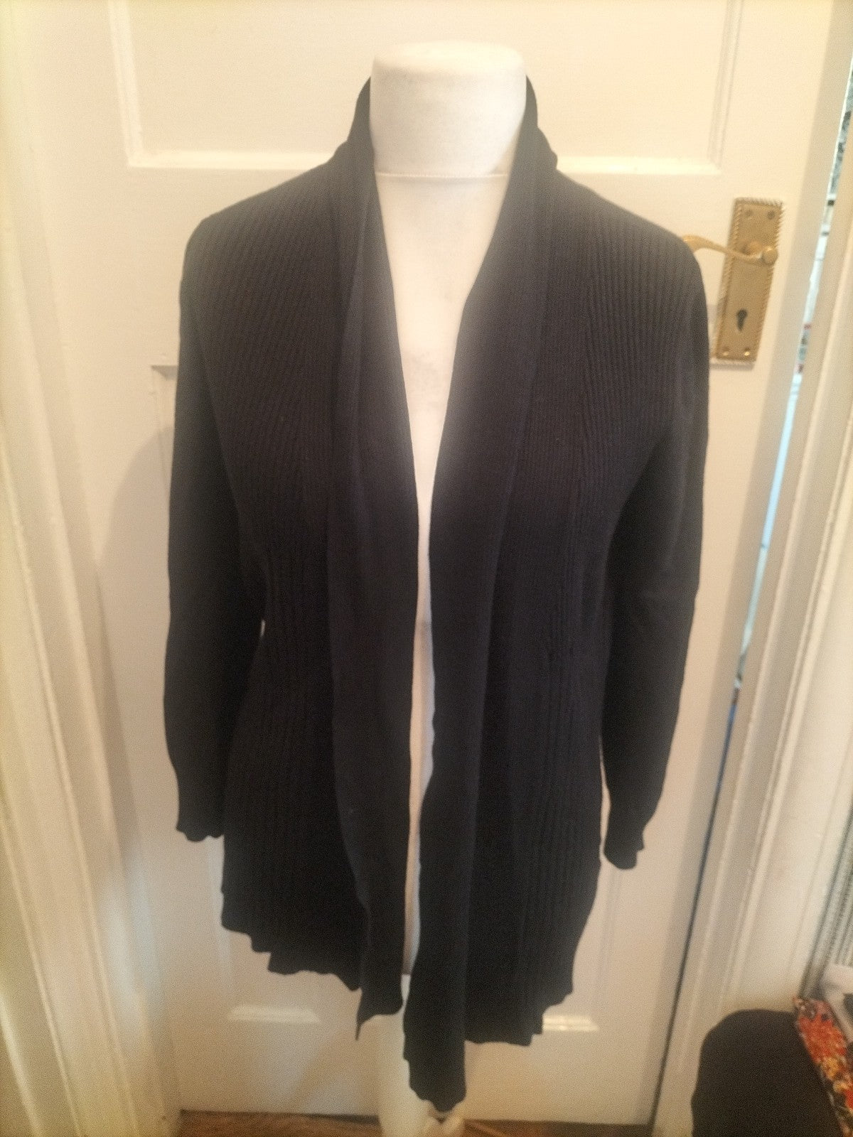 Ladies Nutmeg Size 12 Black Collared Long Sleeved Cardigan