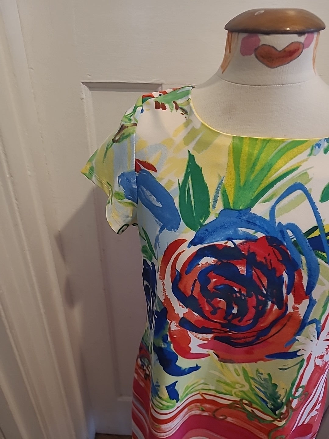 Ladies Signature Size 10 Multi Floral Short Sleeved Dress