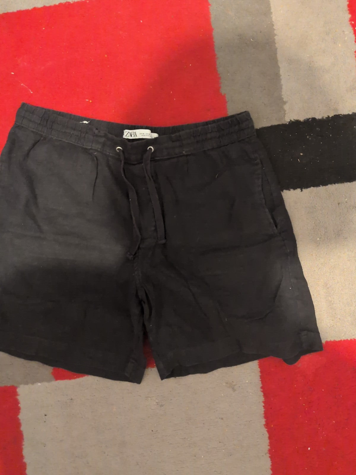 Zara Medium Black Shorts