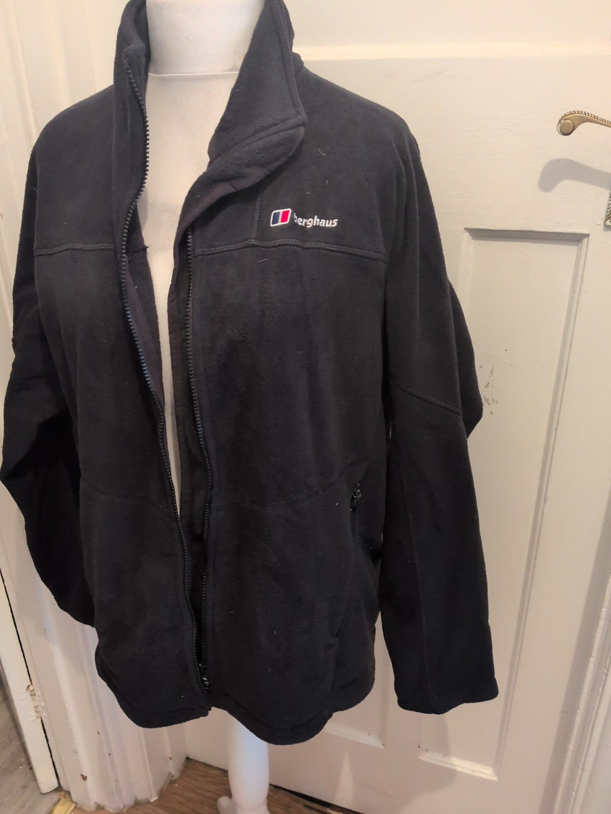 Berghaus Large Black Full Zip Jumper