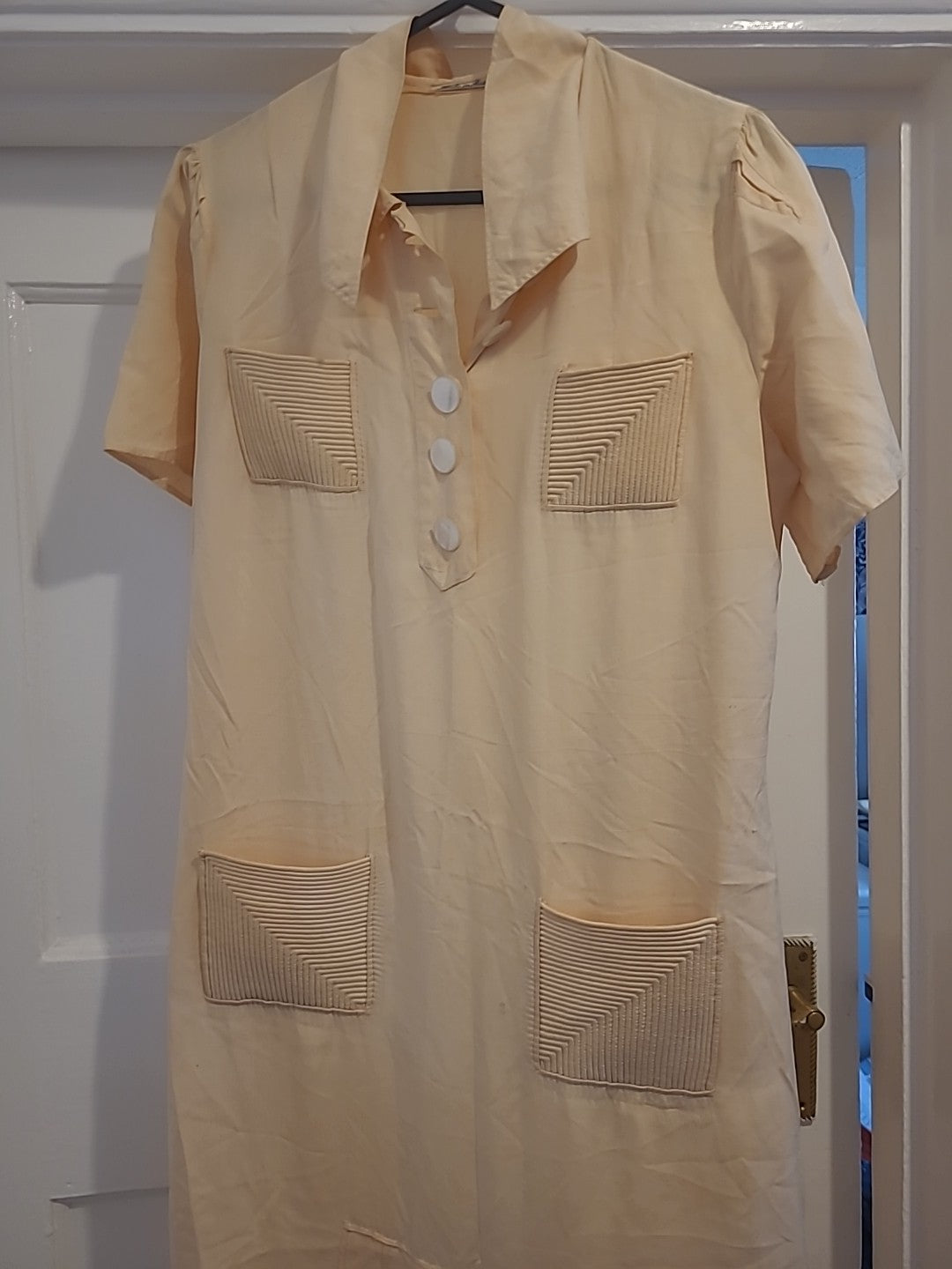 Ladies Size Small Beige/ Cream Short Sleeve Long Dress Vintage
