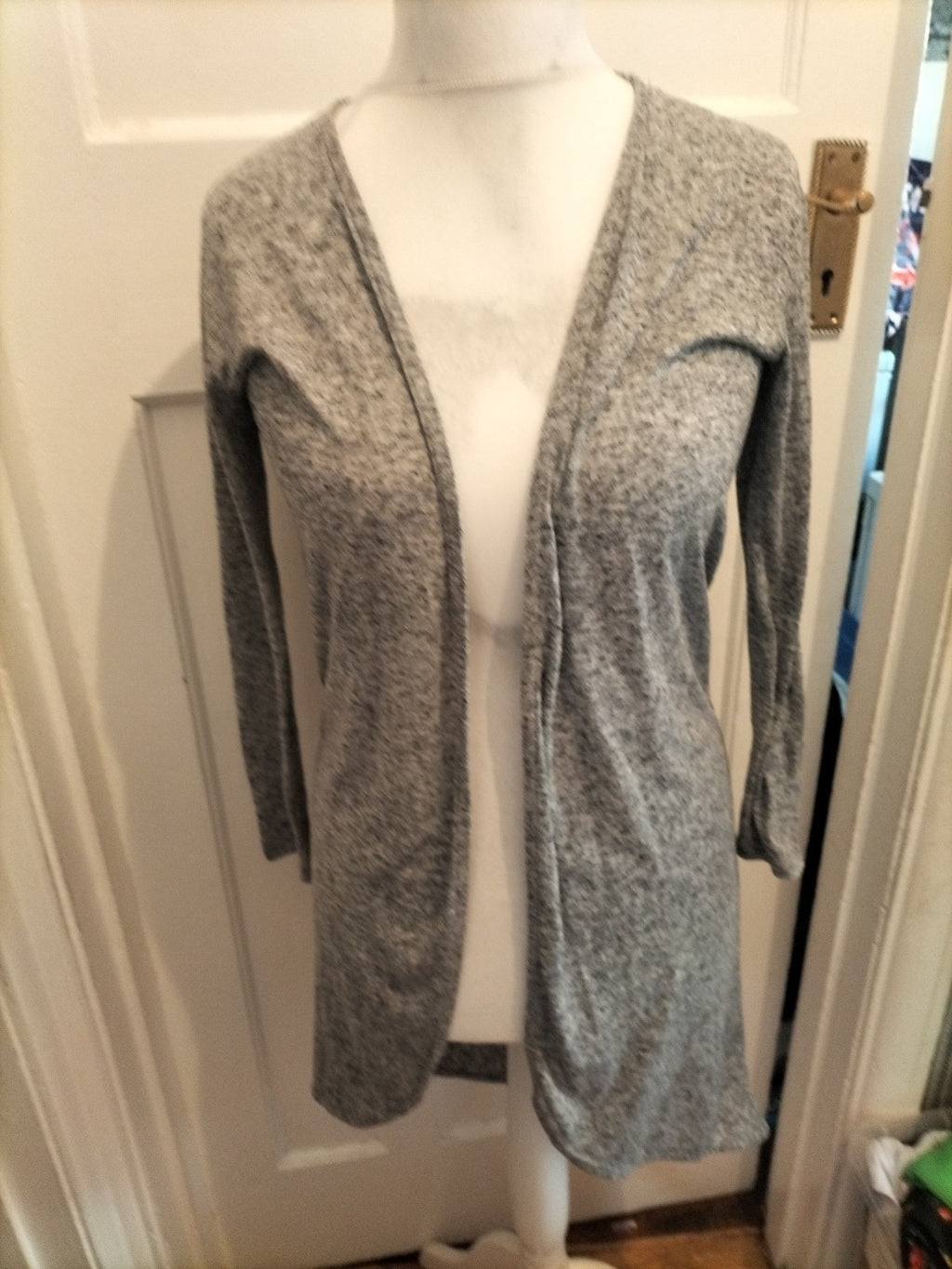 Ladies Fashion Originals Size 8 Grey Flecked Lightweight Cardigan Open