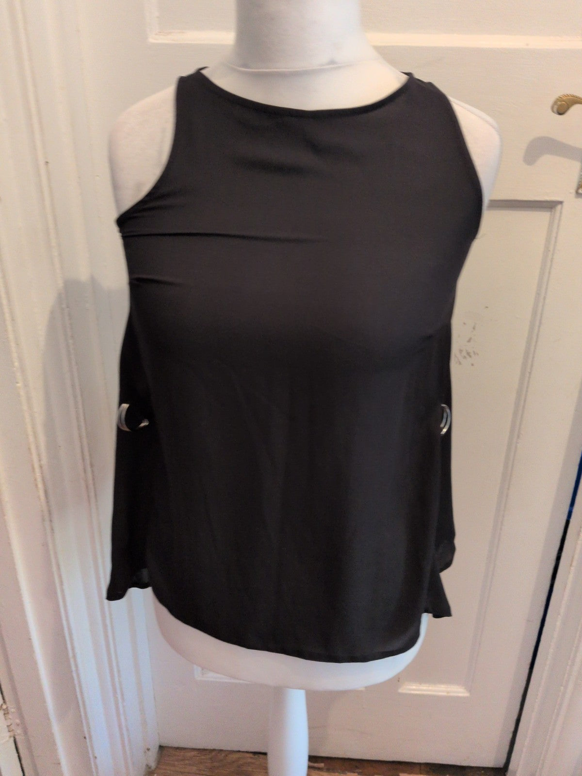 Medium Black Sleeveless Blouse