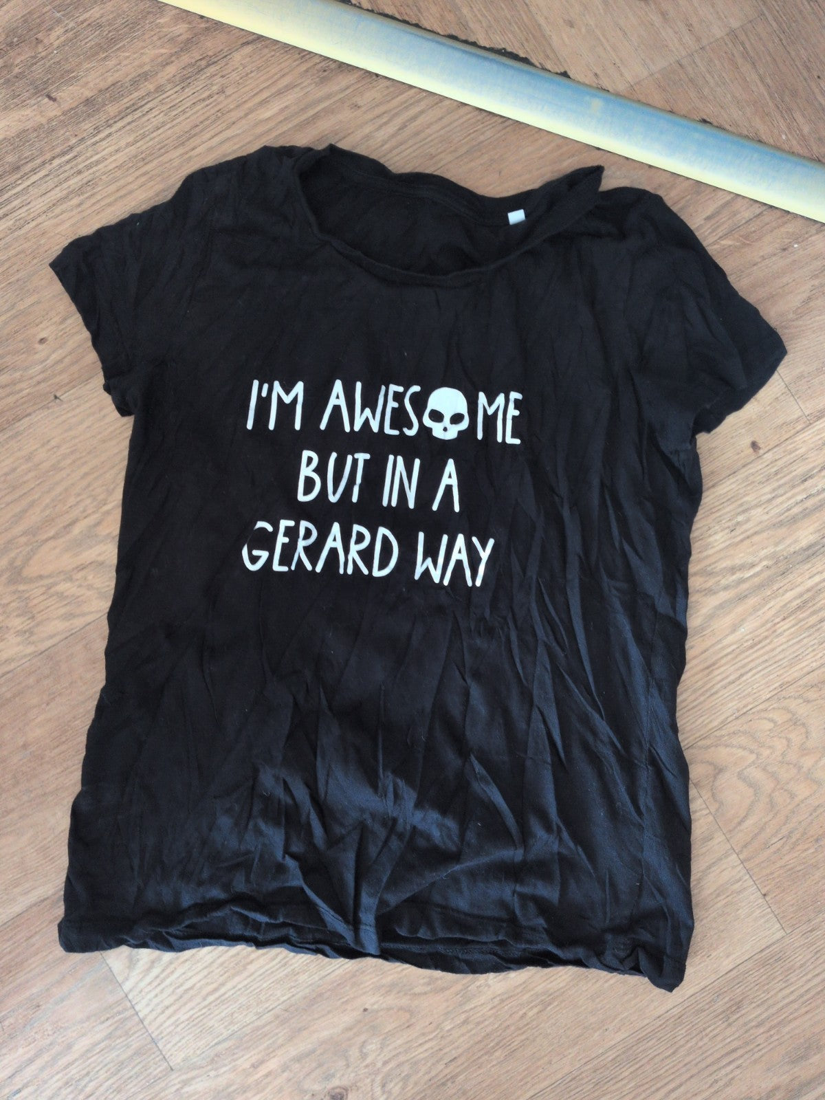 XS Black Awesome T-shirt Short Sleeve
