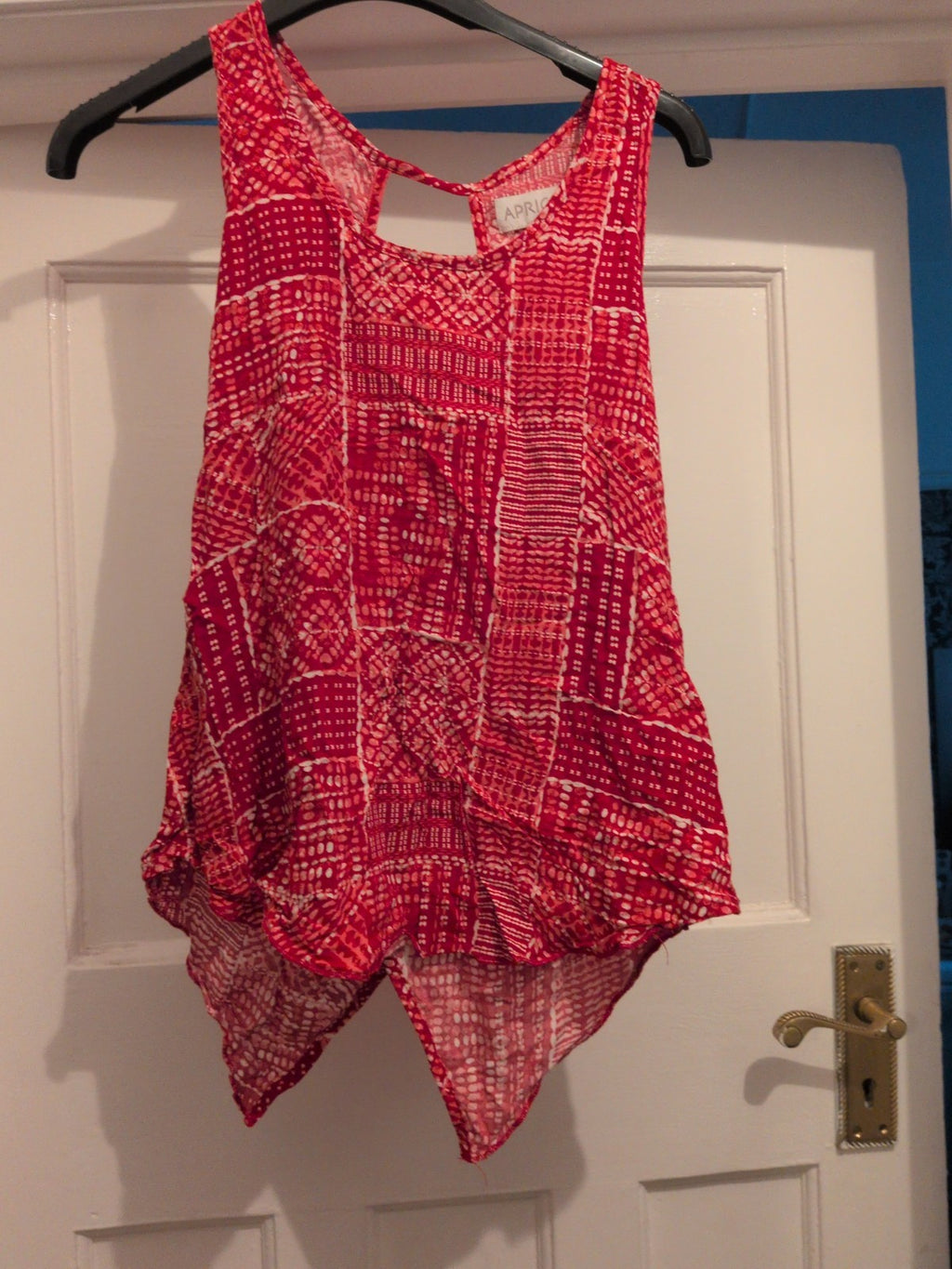Apricot 10 Red And White Sleeveless Top