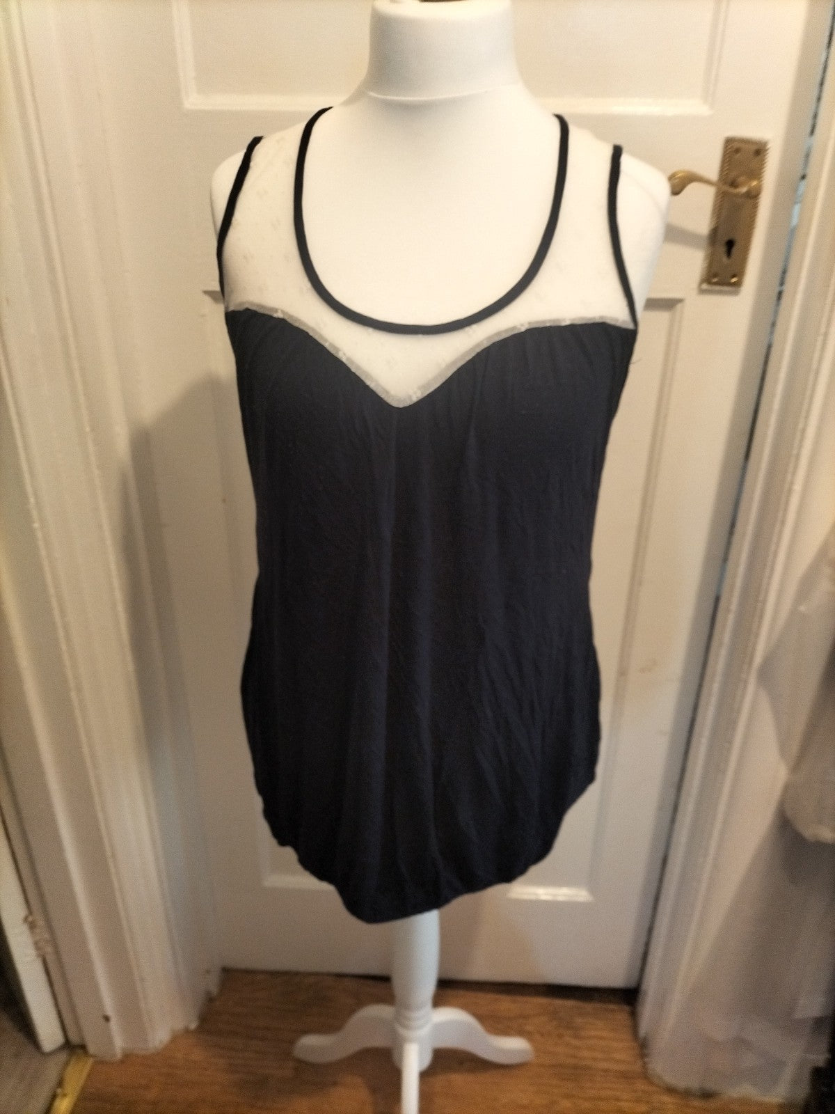Ladies Primark Size 14 Black With White Neck Sleeveless Tshirt