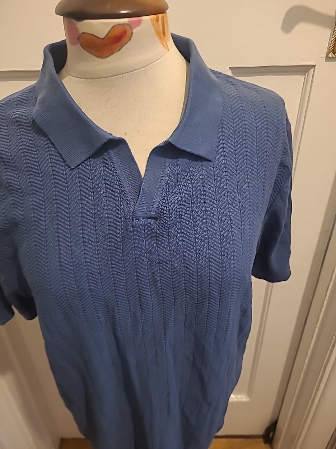 Mens Easy Size Large Blue Patterned Short Sleeved Polo