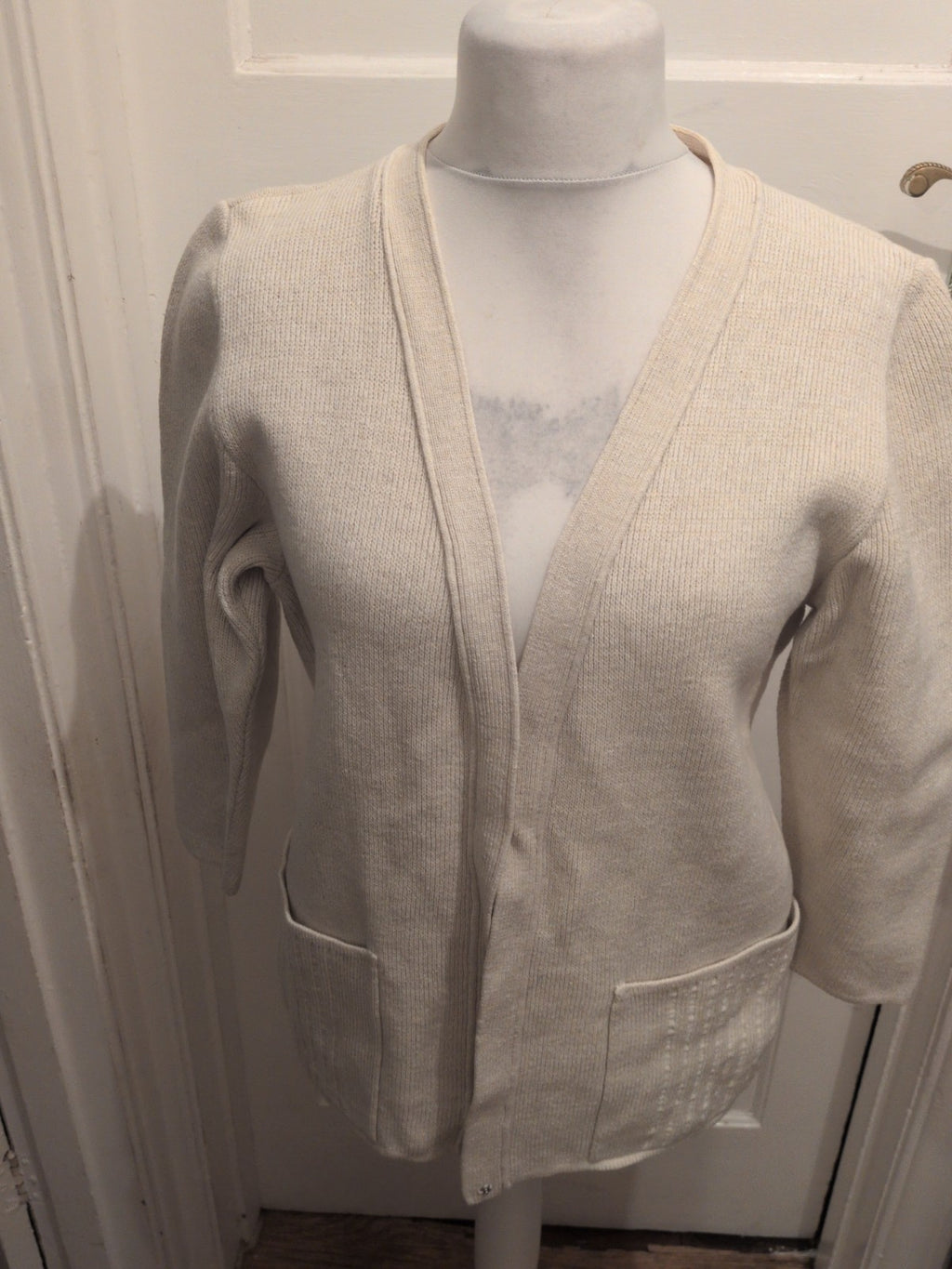 Ladies Size XL Beige Heavy Cardigan