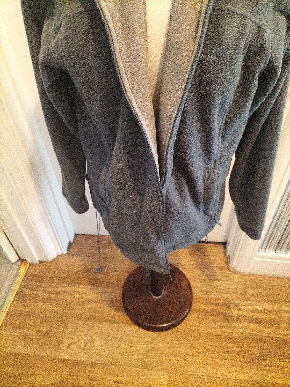 Mens Mountain Life Size Small Grey Warm Zip Through