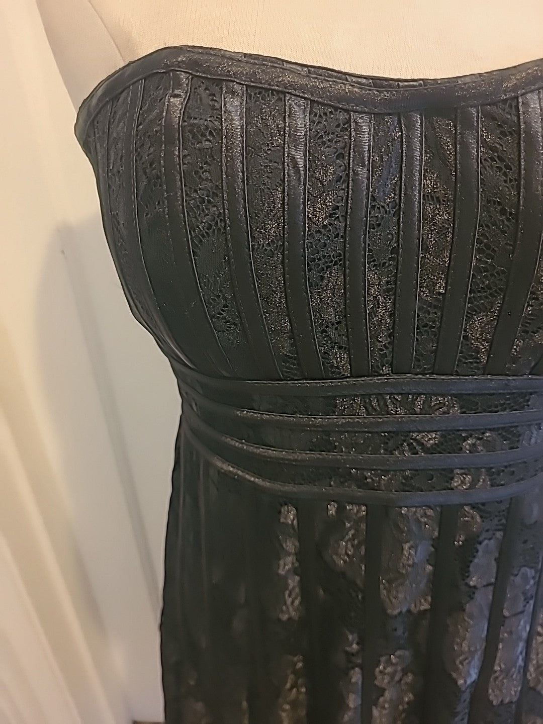 Ladies Stella Morgan Size 12 Black Sleeveless Strapless Slightly Padded Dress