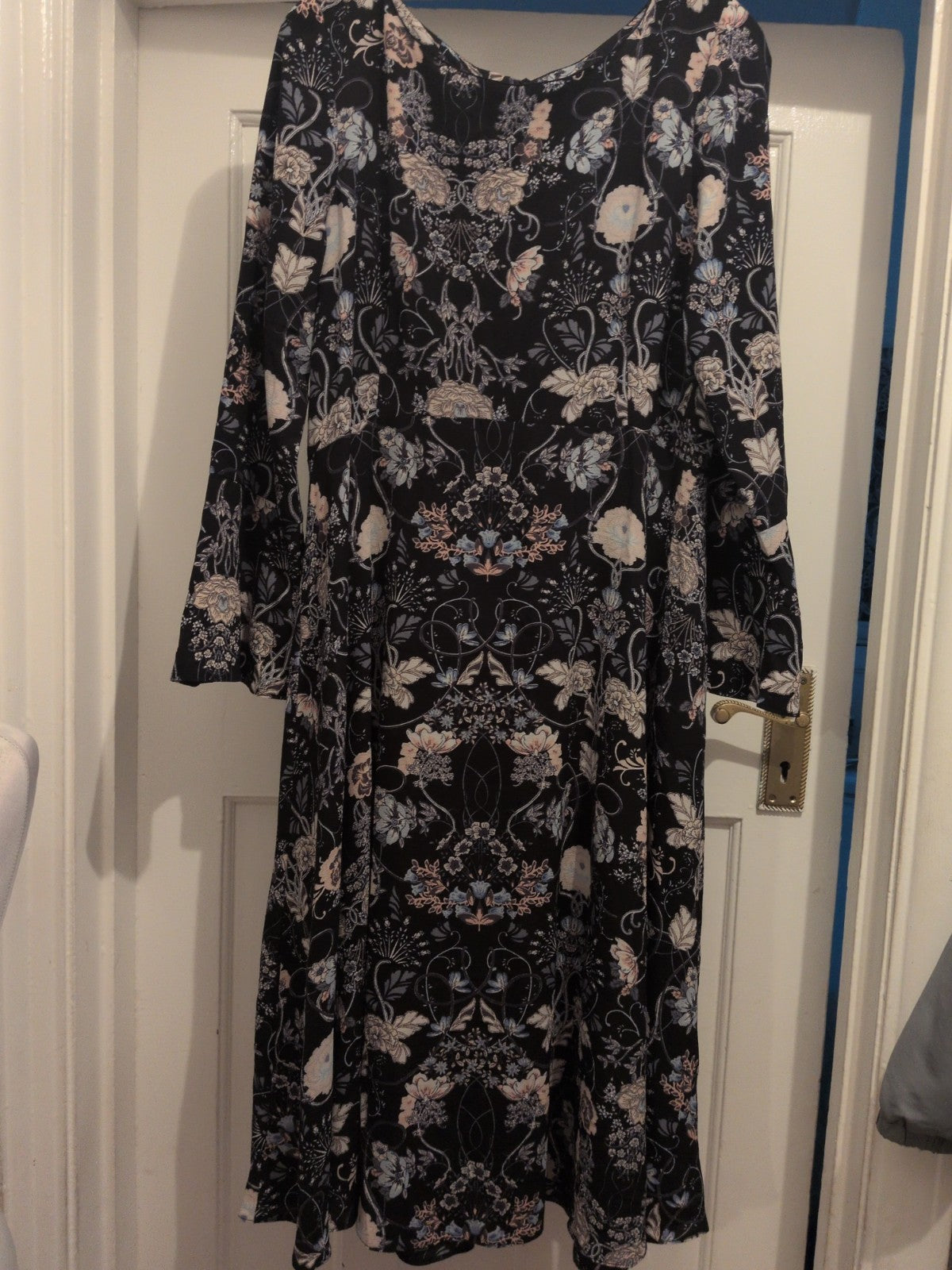 M&Co 14 Black Floral Long Sleeve Long Length Dress