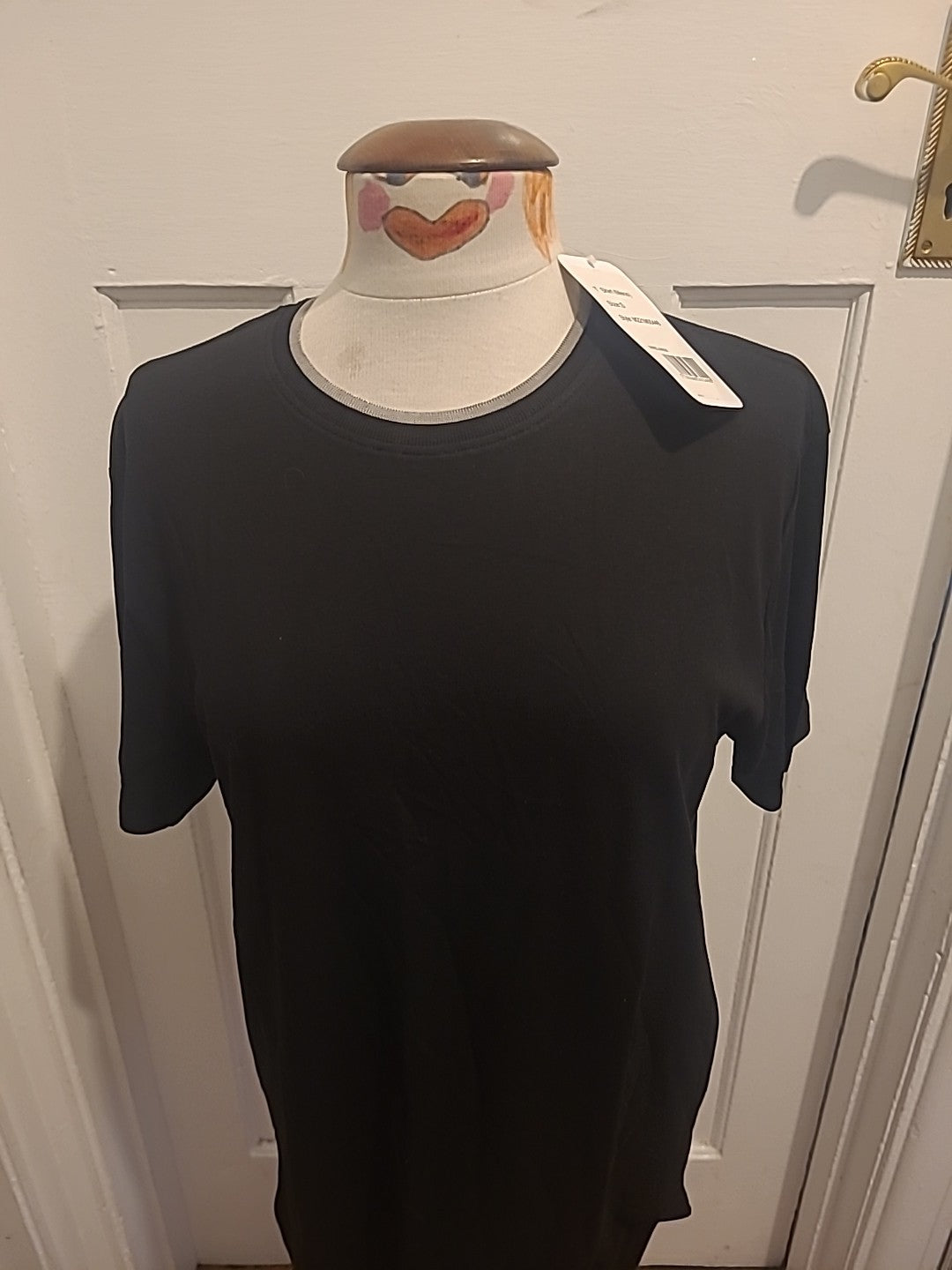 Brand New Mens Modis Size Small Black Short Sleeve T-shirt