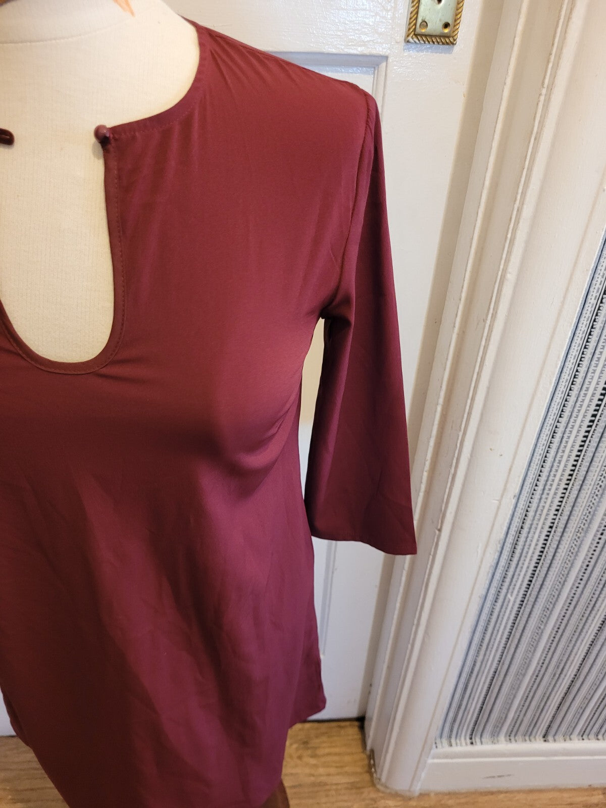 Ladies Boohoo Size 6 Deep Purple Long Sleeved Dress