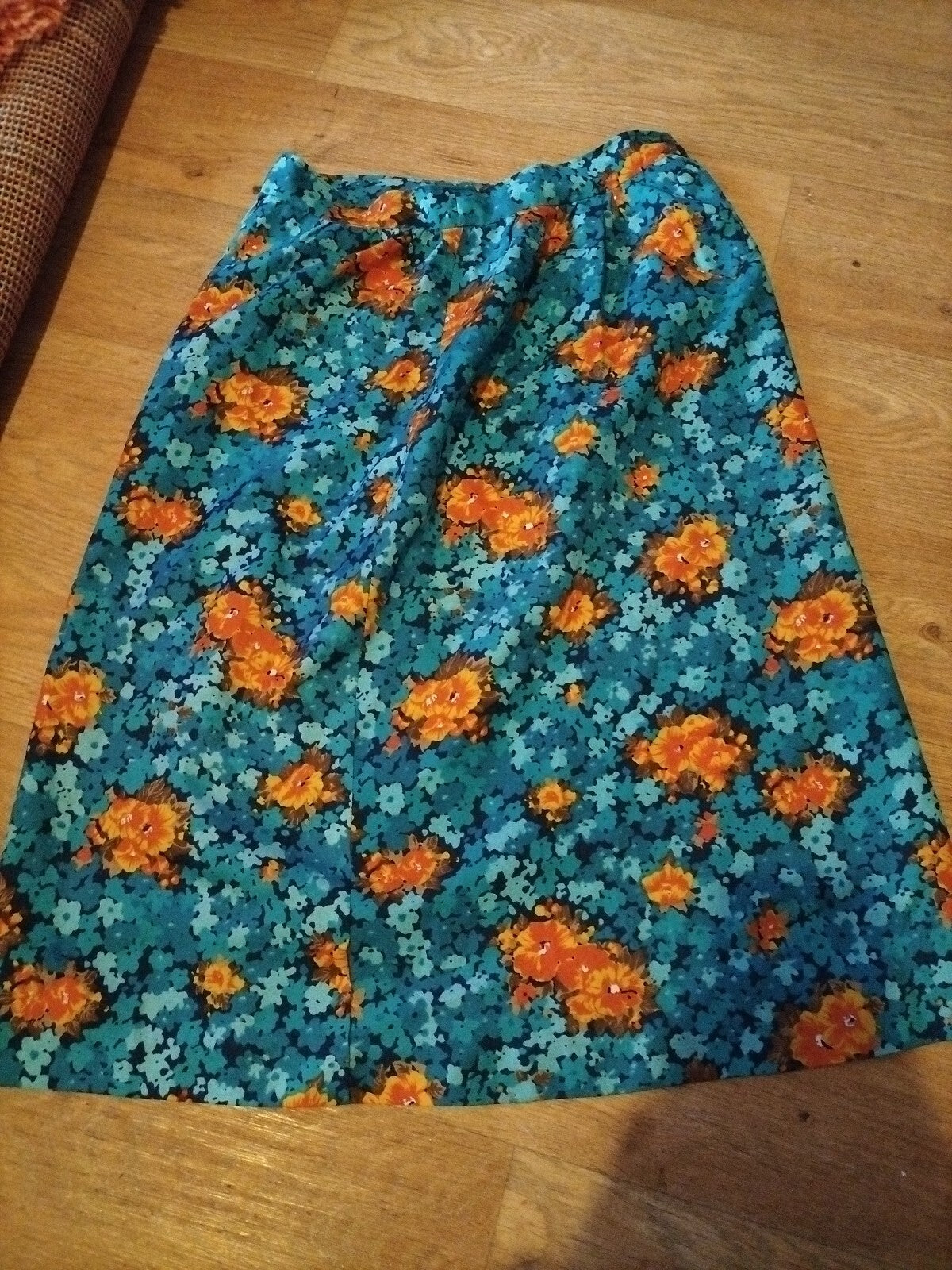 Ladies Size Small Floral Skirt