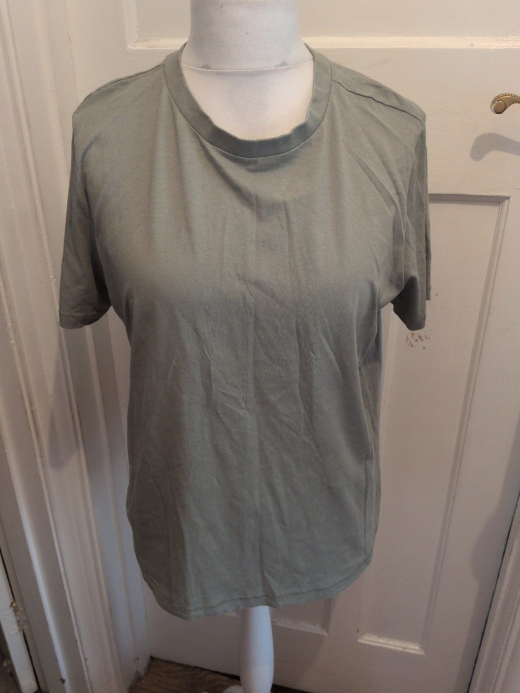 Primark XL 18/20 Sage Green Pale Short Sleeve T-shirt