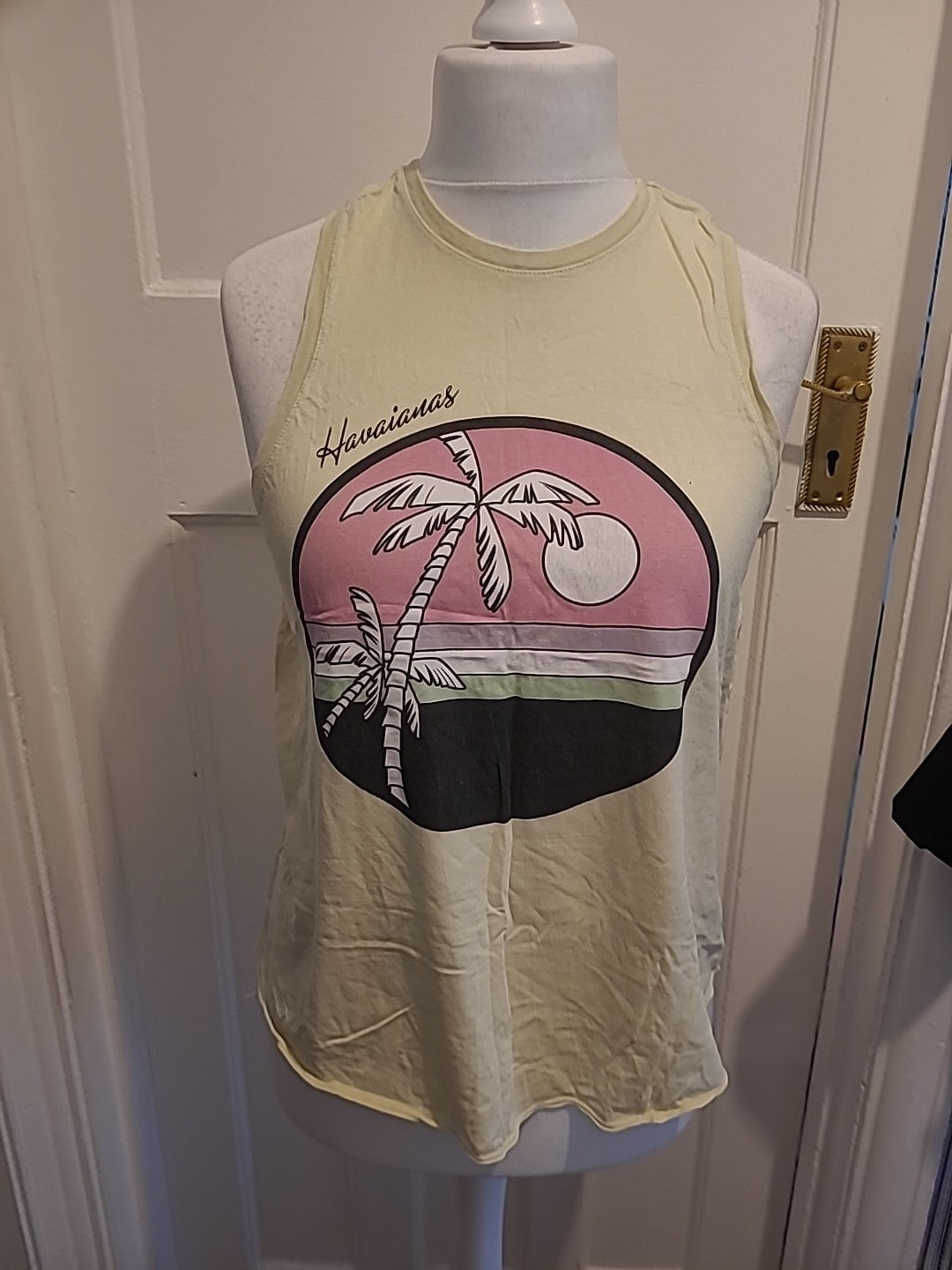 Ladies Havaianas Size Medium Printed Vest Tank Top