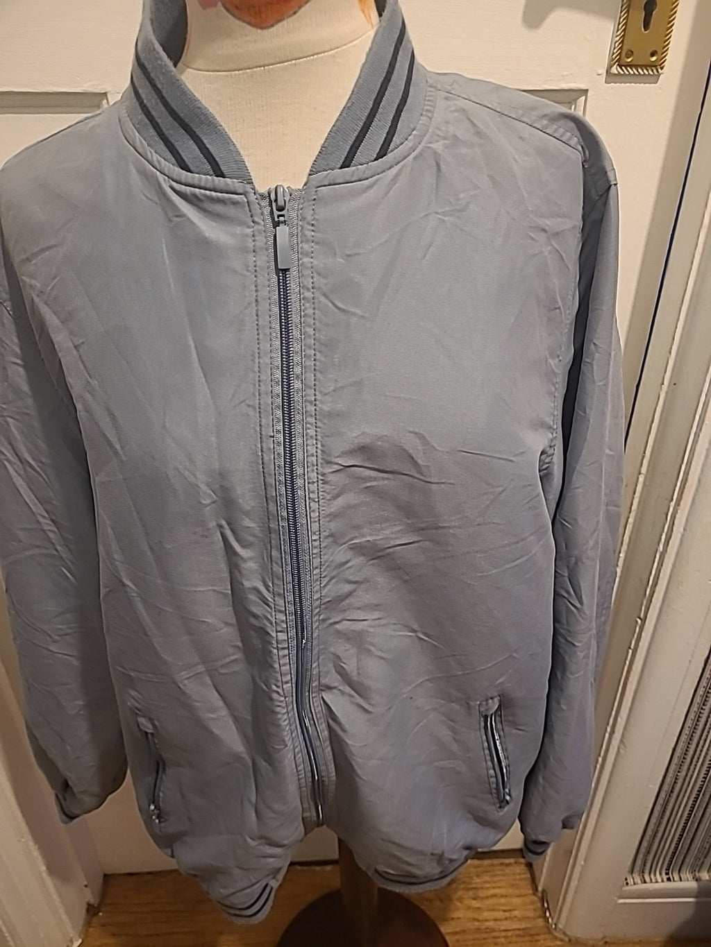 Mens Pegasus Size Small Grey Lined Long Sleeved Jacket