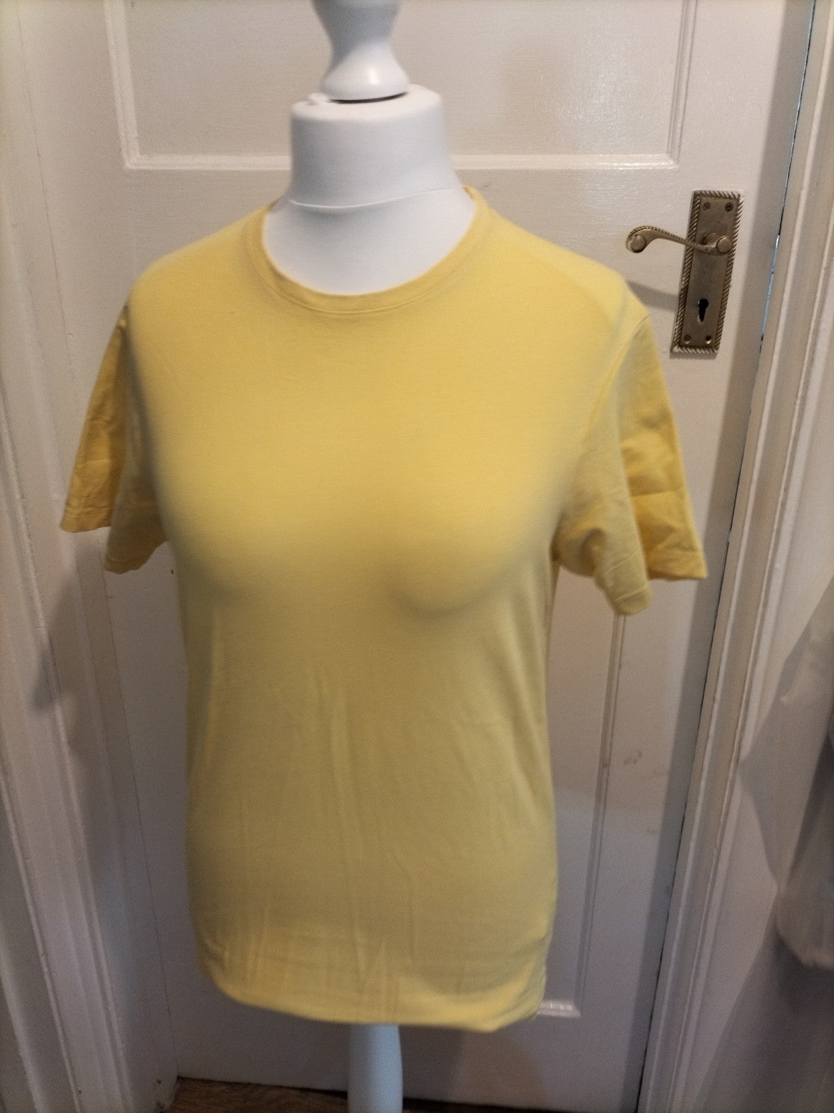 Mens Primark Size Medium Yellow Short Sleeved Tshirt