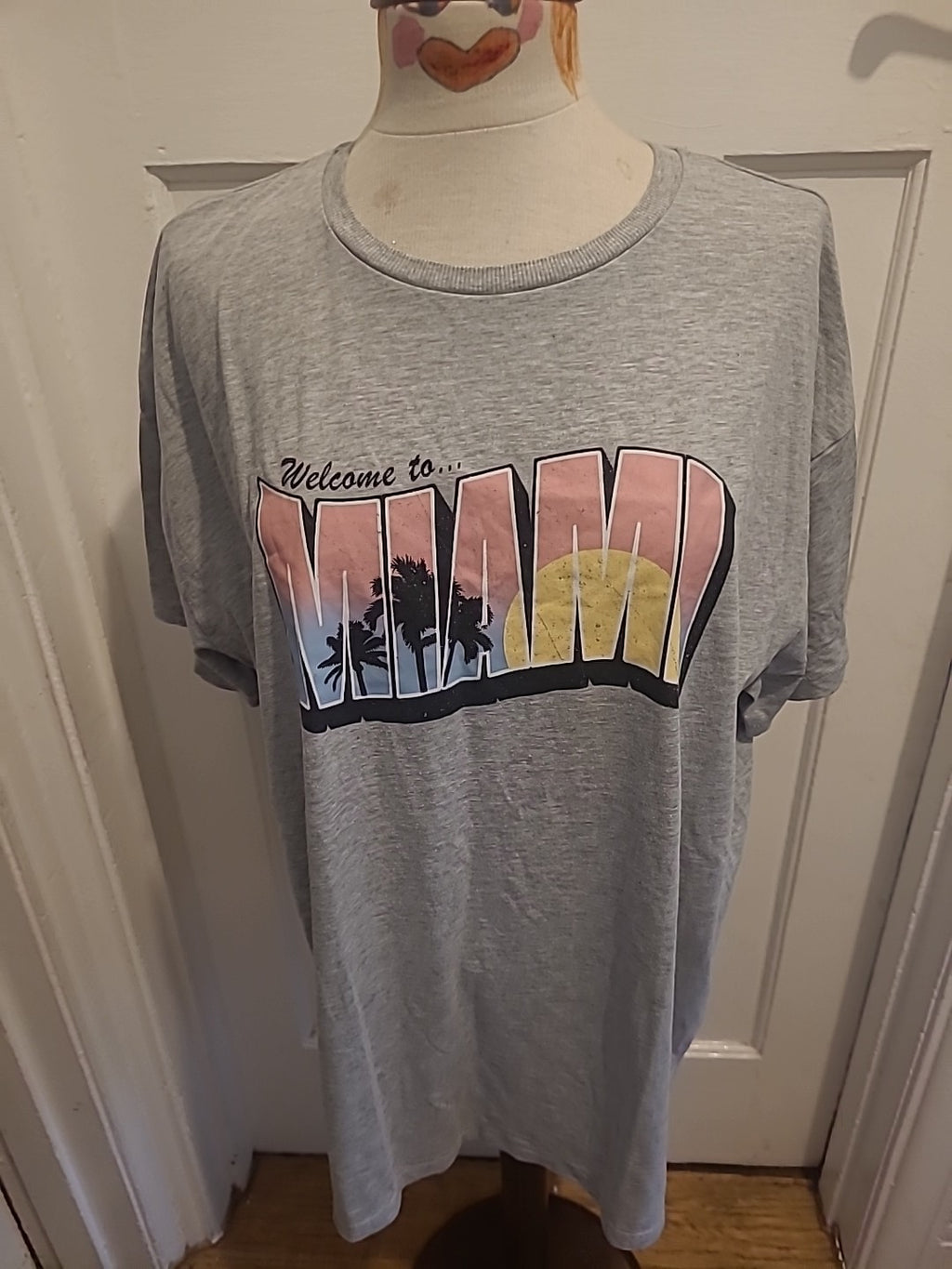 Ladies Primark Size 12-14 Grey "Miami" Short Sleeved Tshirt