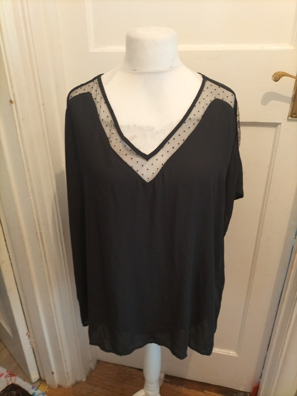 Shein 3XL Black Short Sleeve Lightweight Blouse Mesh Neck Hem
