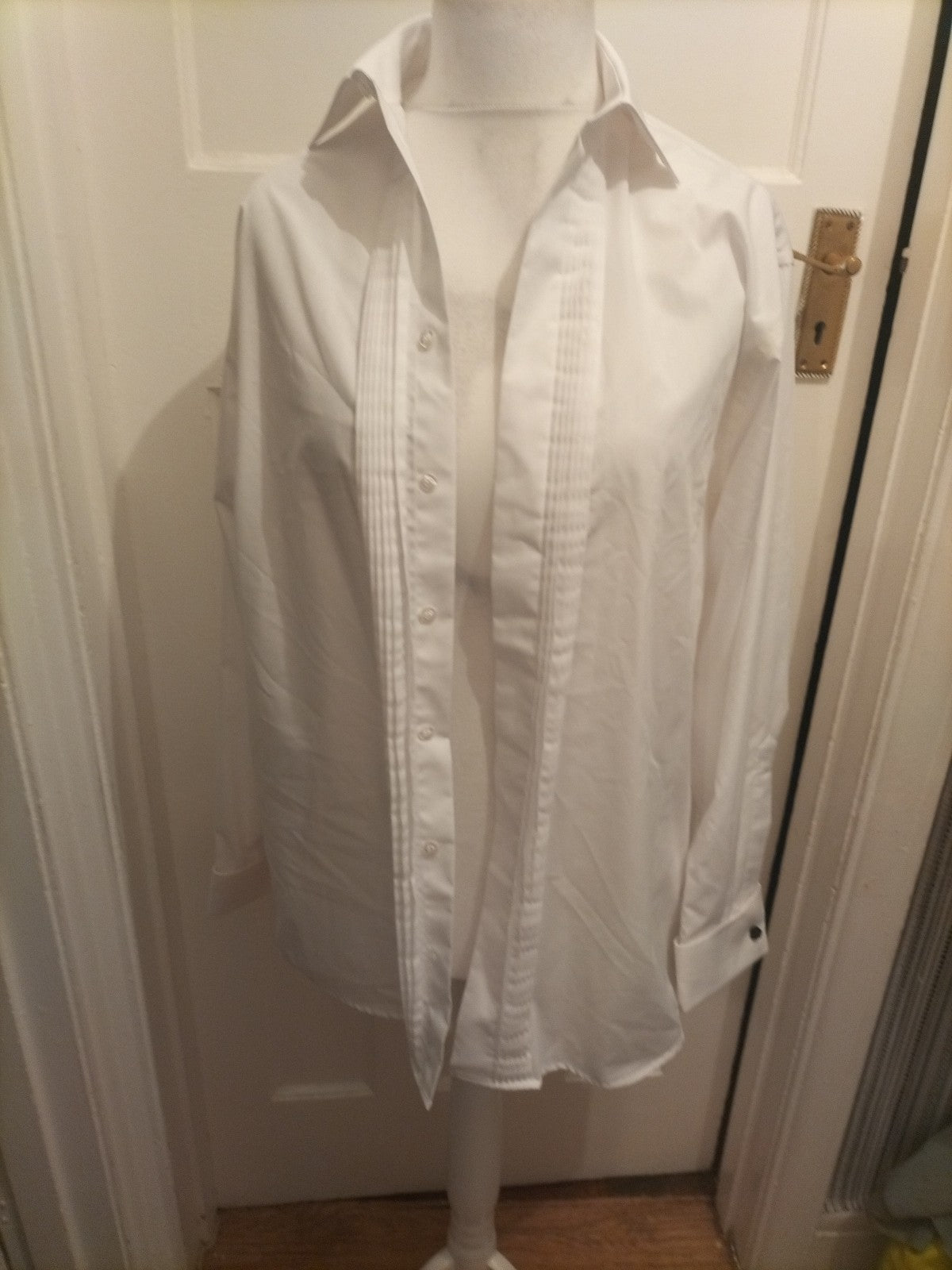 Mens BHS Size 15 White Long Sleeved Non Iron Pleat Shirt