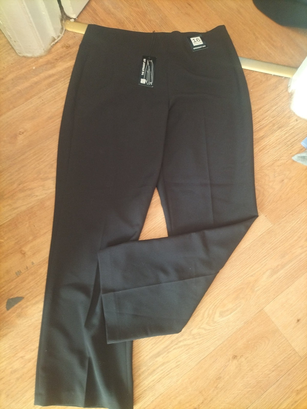 Brand New Debenhams 16 Black Straight Leg Trousers