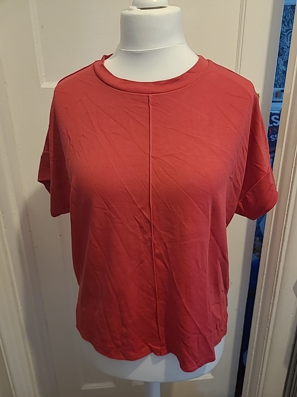 Ladies Tu Size 12 Red Short Sleeved Tshirt