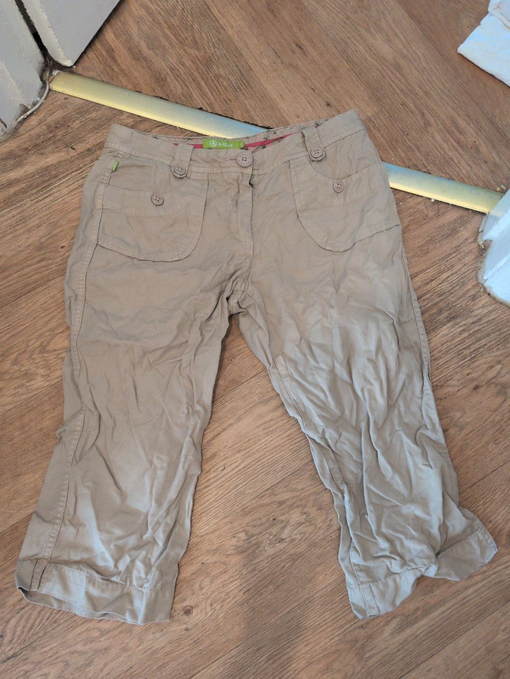 Aigle EU 42 Beige Cropped Trousers