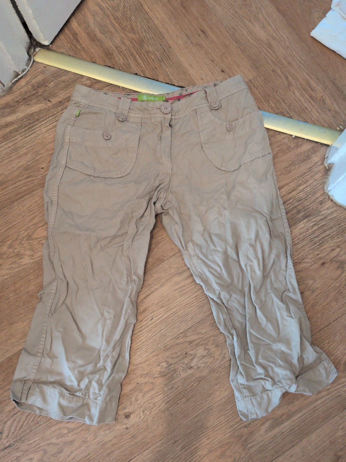 Aigle EU 42 Beige Cropped Trousers