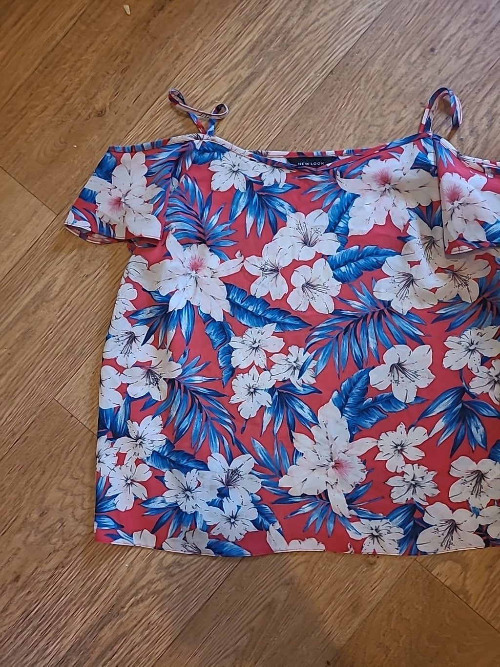 Ladies New Look Size 8 Red Blue Short Sleeved Cami Top