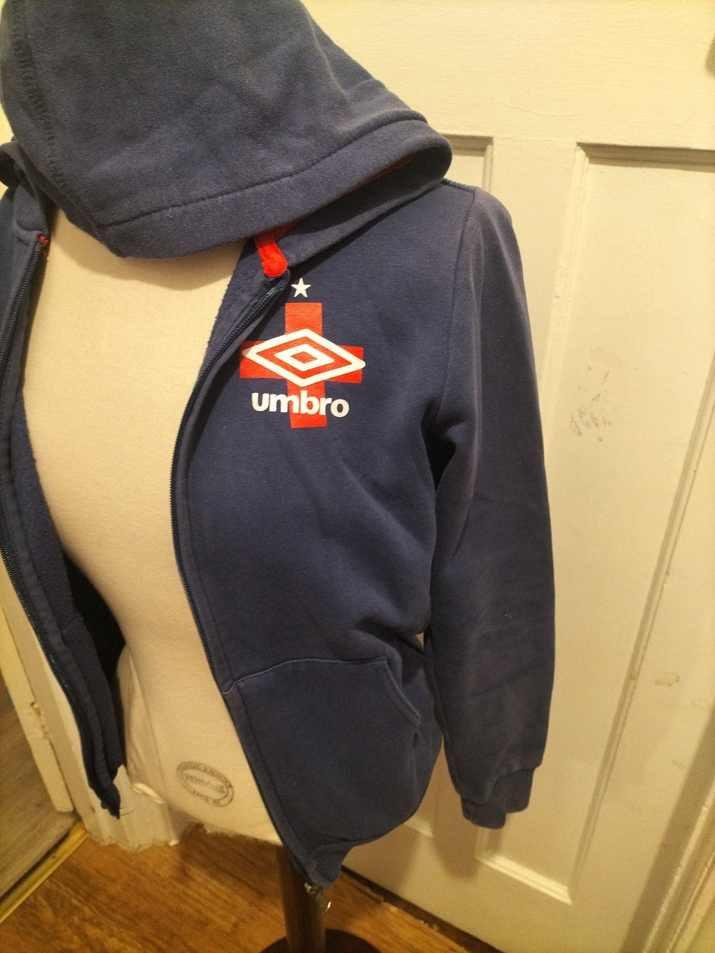 Boys Umbro Age 11-12 Years Navy Zipped Jacket
