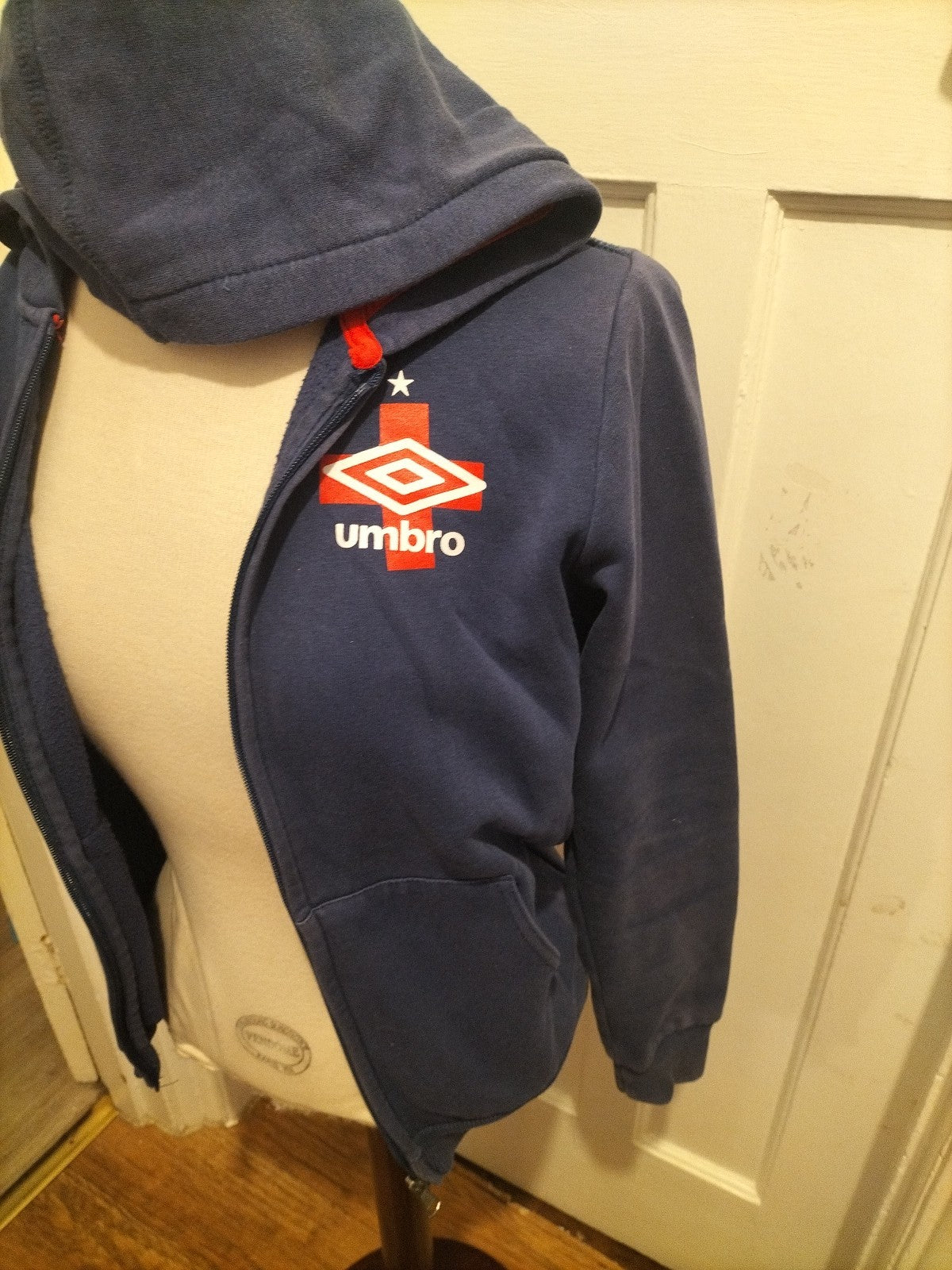Boys Umbro Age 11-12 Years Navy Zipped Jacket