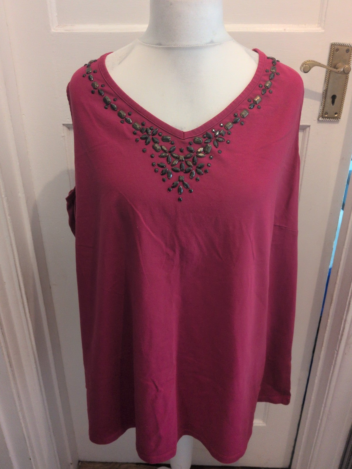 Catherine's 30/32 Sleeveless Burgundy With Black Detail Blouse Top