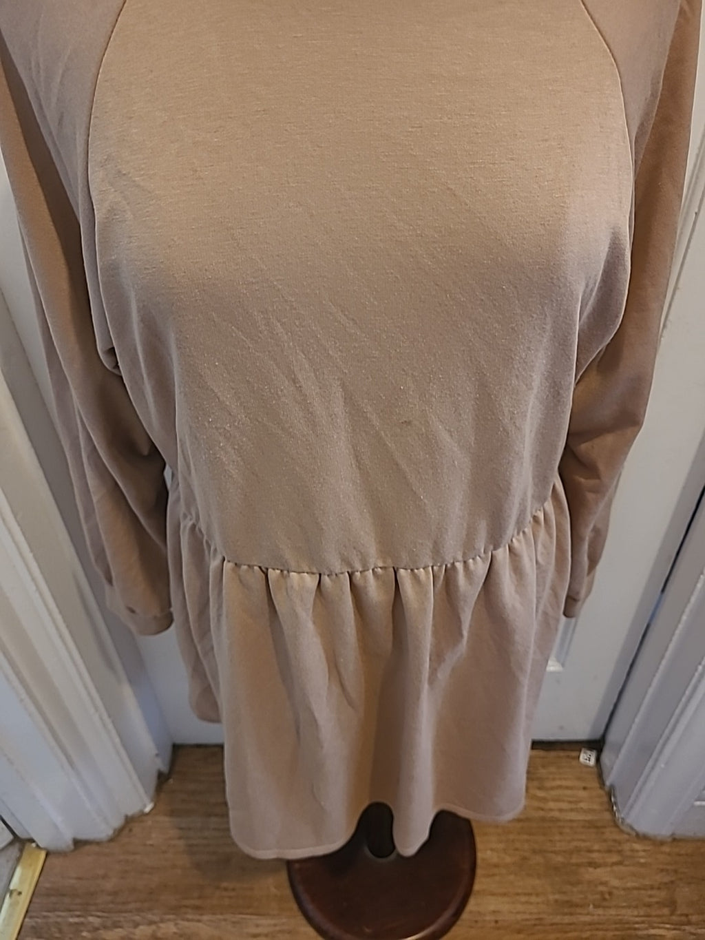 Ladies New Look Size 16 Pale Brown Long Sleeved Dress