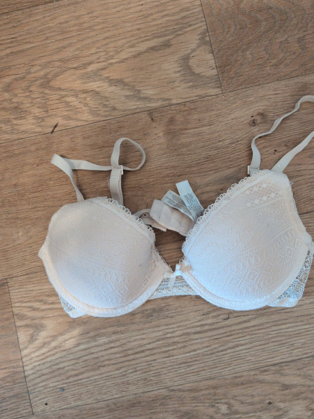 Primark 32c Padded And Wired Cream Bra