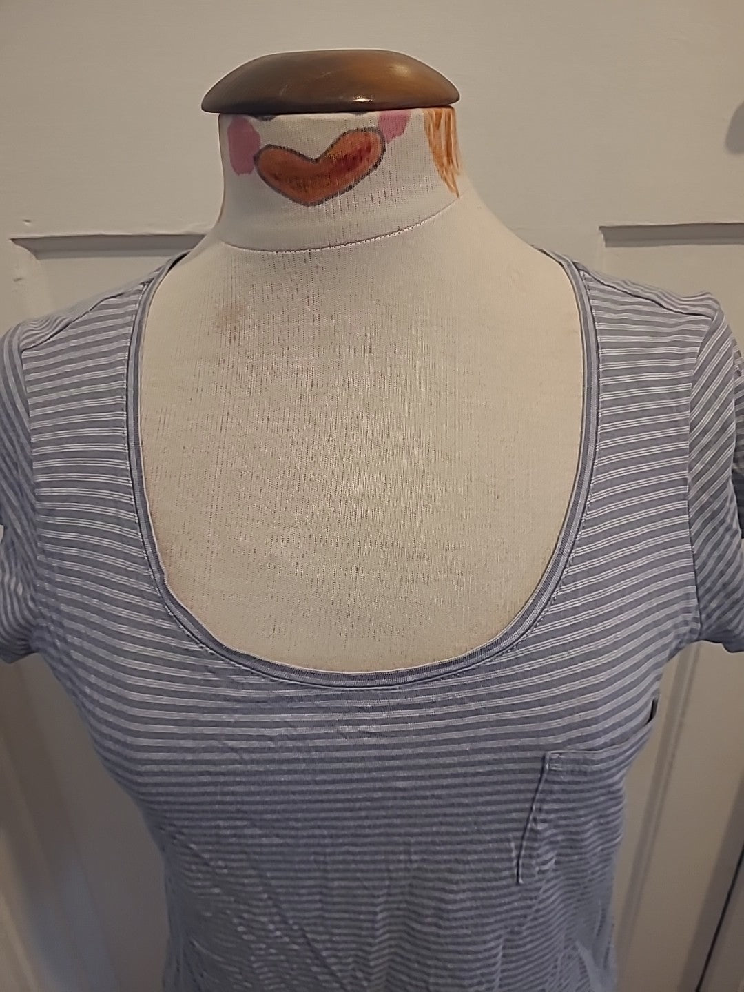 Ladies Sandwich Size Medium Grey White Striped Short Sleeved Tshirt