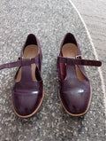 Girls Clarks Shoes Burgundy Size 3.5 T Bar Fastening Free Delivery