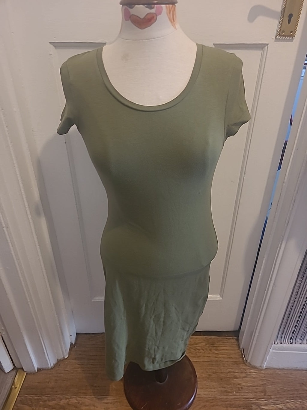 Ladies Primark Size 10 Green Short Sleeved Straight Dress