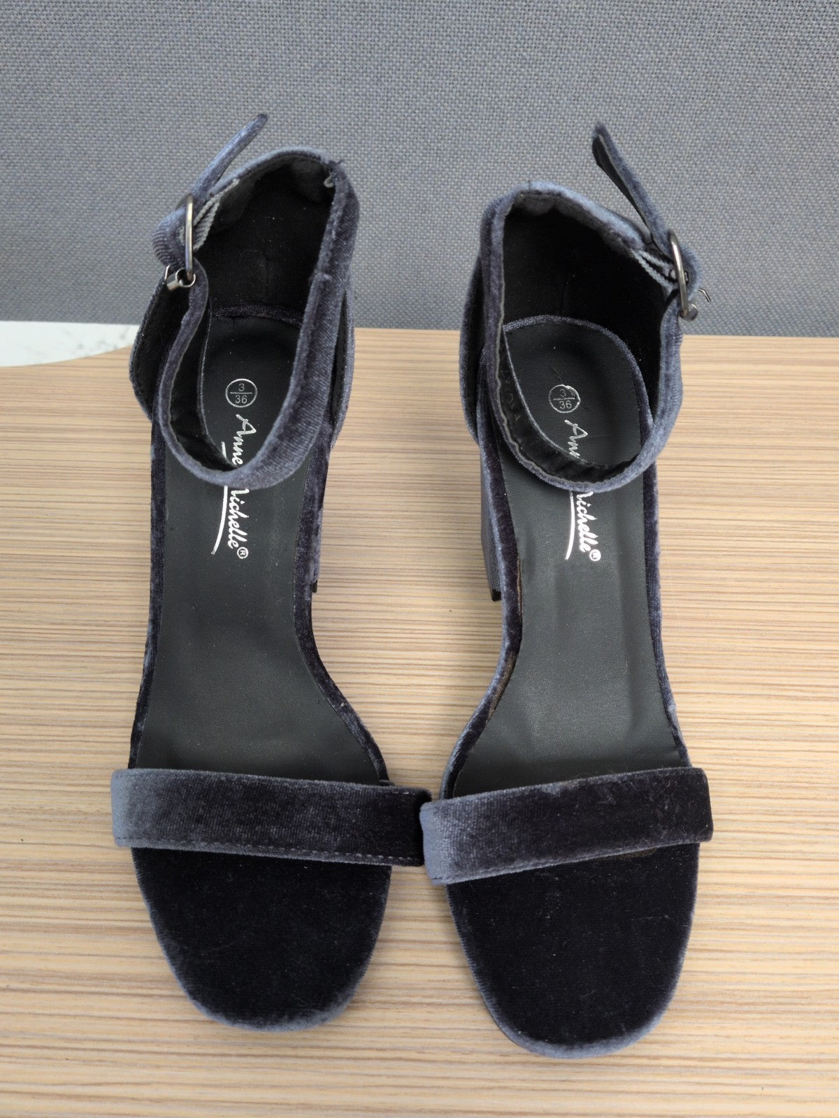 Anne Michelle UK 3 Metallic Grey Wedge Heels