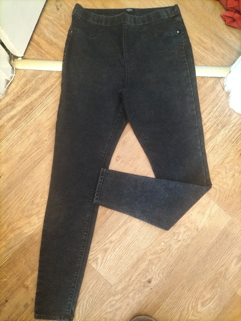 Matalan 12 L31 Black Jegging Slight Fading
