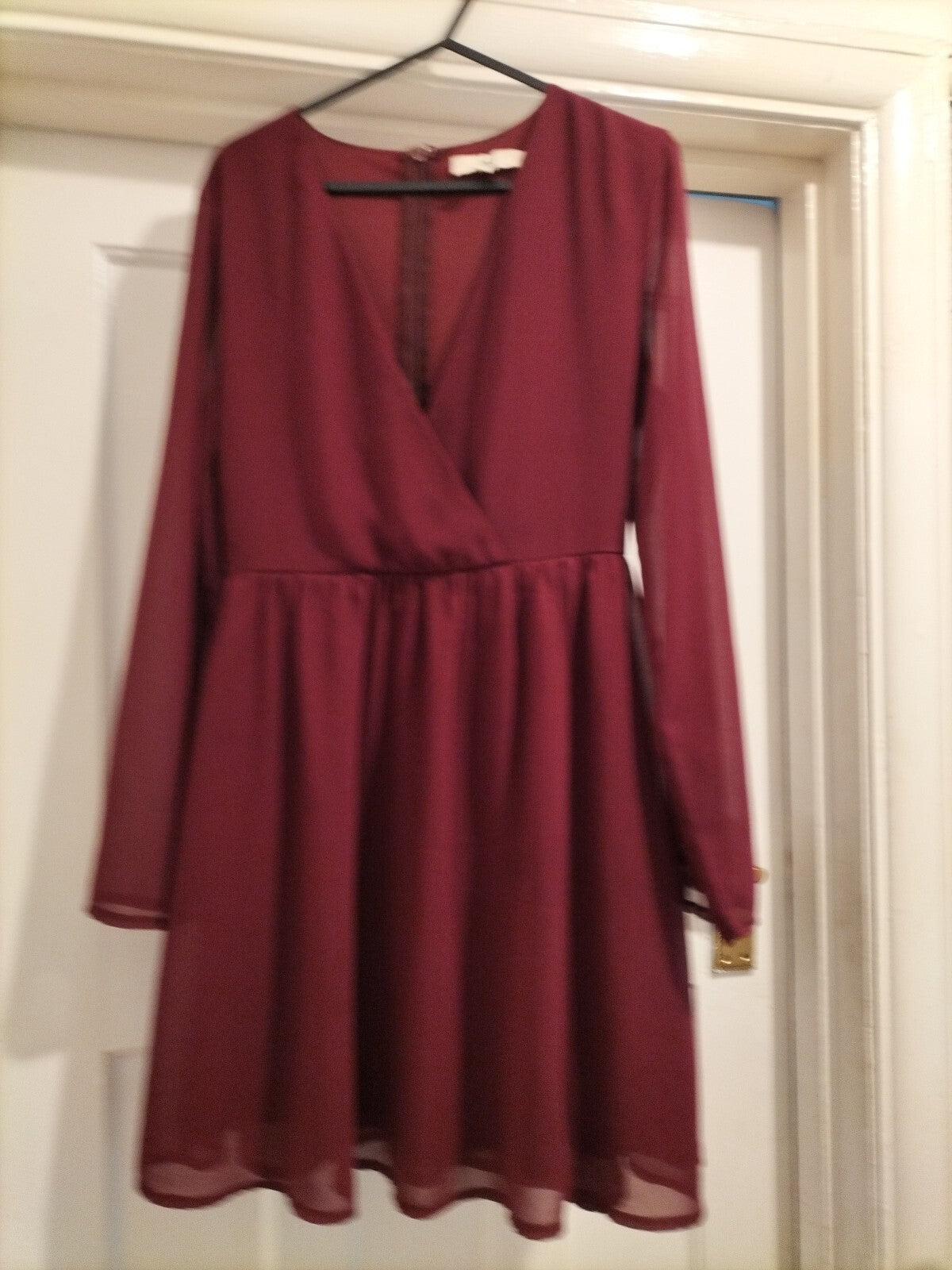 Ladies Los Angeles Size Small Purple Long Sleeve Zipped Back Flowy Dress
